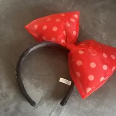 赤い水玉リボンカチューシャ