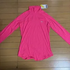 Under Armour ピンク 長袖シャツ S/M