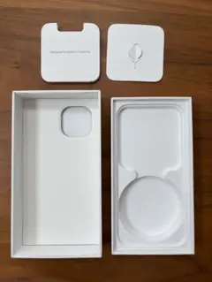 iPhone15 空箱のみ