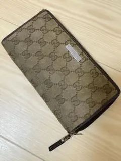 GUCCI GGキャンバス 長財布 ラウンドファスナー
