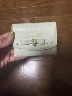 Samanthathavasa三つ折り財布