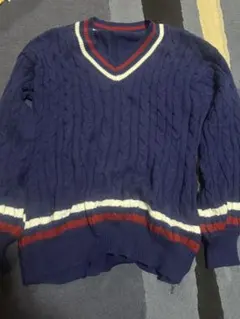 ネイビー ケーブル編み Vネックセーター