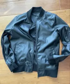 Brno（ビーノ）　フェイクレザージャケット