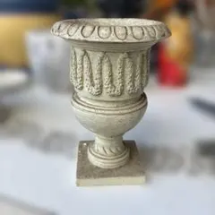 アンティーク調 彫刻風 フラワーベース 花瓶 オブジェ