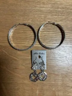 シルバーフープピアスとクリスタルピアスセット