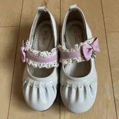 フォーマルシューズ　18cm 女の子　リボン付き　ホワイト