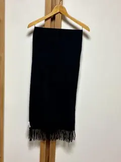 Giorgio Armani 黒 マフラー フリンジ付きクリーニング済み