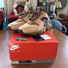 Item thumbnail for item 74e8ff2e-1994-4a36-bb23-20828c2e5d9c