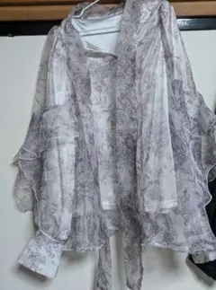 GRL　花柄フリルボウタイオーガンジーブラウス