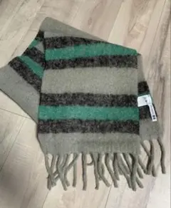 マフラー UNIQLO JWANDERSON コラボのサムネイル