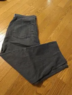 ワイドフィットジーンズ