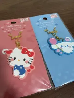 【2点セット】サンリオ ラバーキーホルダー ハローキティ＆シナモロール