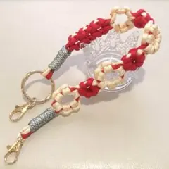 ポップフラワー♡レッド✖️クリームイエロー✖️グレー　パラコード　スマホストラップ