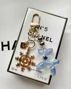 CHANEL_2024限定_スノーフレイクチャーム_キーホルダー ⭐︎