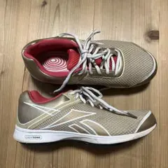 リーボック　イージートーン　23.5センチ