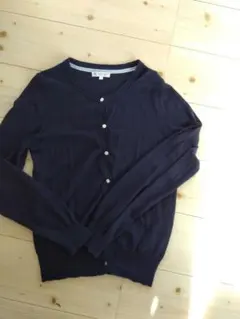 薄手カーディガン