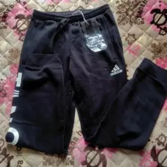 アディダス　新品スウェットパンツ