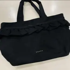 今年いっぱい特別価格❗TOCCA フリルデザイン ブラックトートバッグ