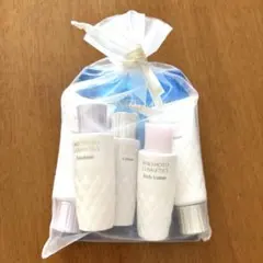 【新品未使用】ミキモトコスメティックス　アメニティセット 美容パック・巾着付き