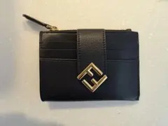 ✨新品同様 付属品完備✨フェンディ 三つ折り ダイヤモンド ズッカ柄