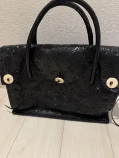 グレースコンチネンタル　カービングトライブス　ブラックMサイズ