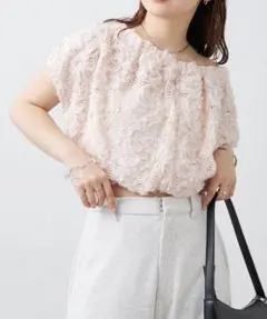 チュールジャガードパフブラウスのサムネイル