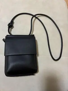 レザーショルダーバッグ　niko and...（ニコアンド）