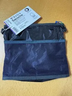 新品⭐︎ファミリーマート サコッシュ 黒のサムネイル