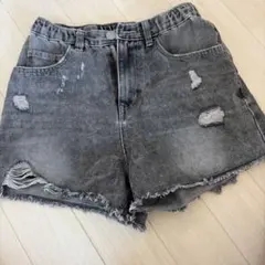 ダメージ加工 デニムショートパンツのサムネイル