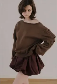 THE TOÉ ／Opern Off-shoulder Sweat スウェットM