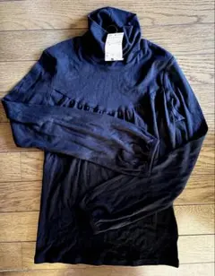 新品未使用　GU ジーユー　フライスキリカエタートルT