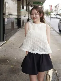 2025年最新】hyeon ブラウスの人気アイテム - メルカリ