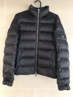 PRADA ♡ブラックショートブルゾン40 2025年最新】プラダ ダウン ショートの人気アイテム - メルカリ