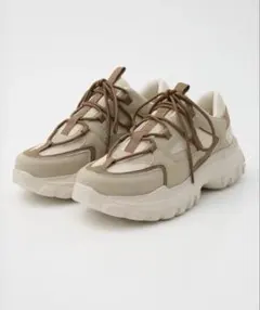 Item thumbnail for item e52cbc0d-f71f-49ce-bd04-ad1e87e41d78