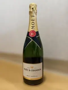 MOËT & CHANDON