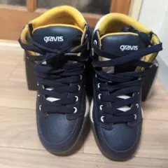 gravis ネイビー/イエロー ハイカットスニーカーのサムネイル