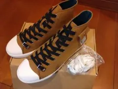UBIQ✕進撃の巨人 　調査兵団ハイカットスニーカー ブラウン 24cmのサムネイル