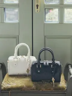 Maison de FLEUR モノグラムキーチャームボストンバッグS