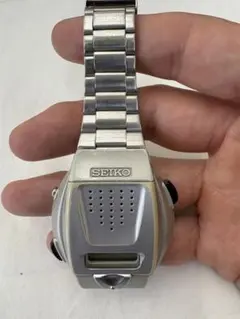 SEIKO デジタル腕時計 音声機能付き シルバーのサムネイル