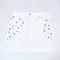 Item thumbnail for item a4afa2f4-2ad7-4bba-8c5a-0e139f4a64fa