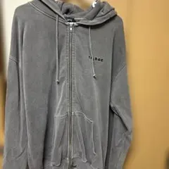 XLARGEジップパーカー