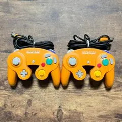 GAMECUBE　ゲームキューブ　コントローラー　オレンジ　２台　動作品