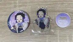 鬼滅の刃　雪遊び　胡蝶しのぶ　アクリルマスコット 缶バッジセット
