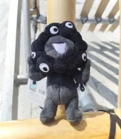 ⭐️新品未使用⭐️黒ミャクミャク 大阪関西万博限定 カラビナ付 立ちバージョン