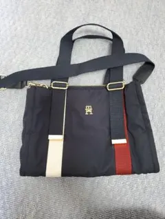 トミーヒルフィガー　ショルダーバッグ