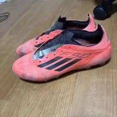 F50サッカースパイク赤