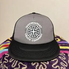 Independent Trackerキャップ