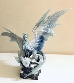 モンハン イヴェルカーナ ソフトフィギュア