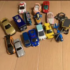ミニカー　おもちゃ