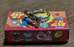 フエラムネ　おまけ　金メッキ